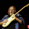 Walter Trout performing his Battle Scars Tour with support from Jared James Nichols
