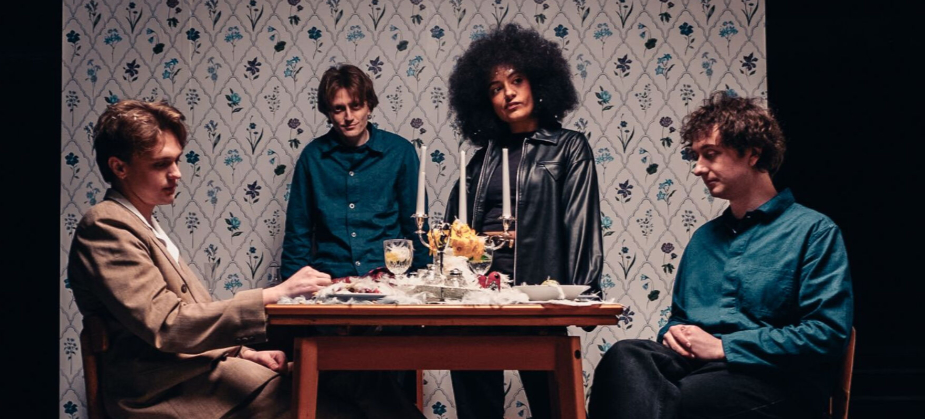 GIG REVIEW: English Teacher